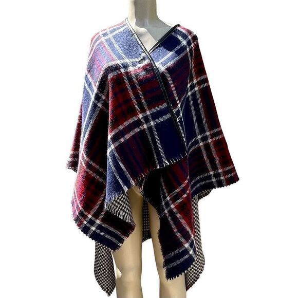 Reversible Poncho Women's 26” X 60” Mid Length Double-Sided Front Button Closure - Picture 4 of 12
